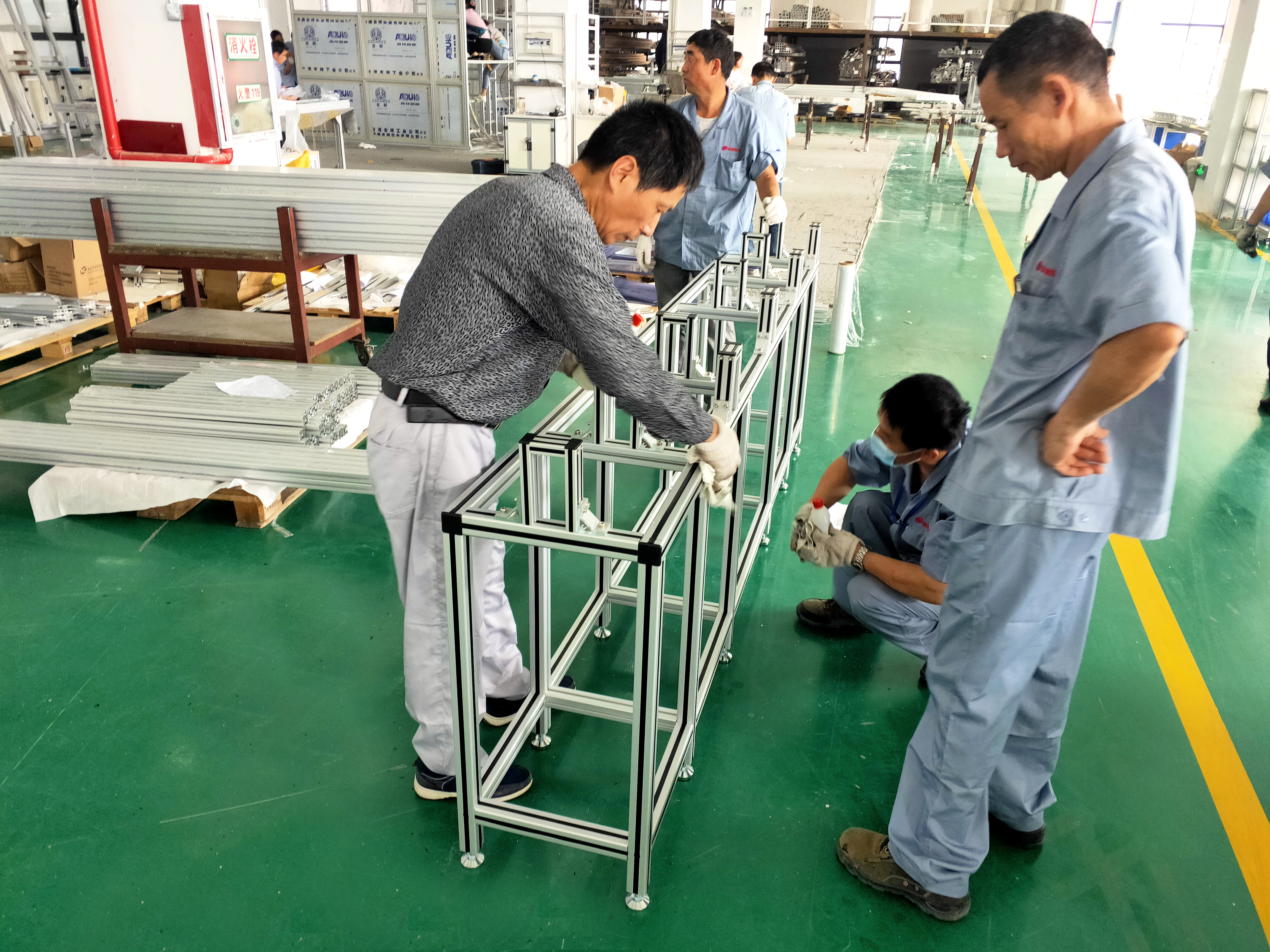 工業(yè)鋁型材圍欄，不同客戶的加工方案